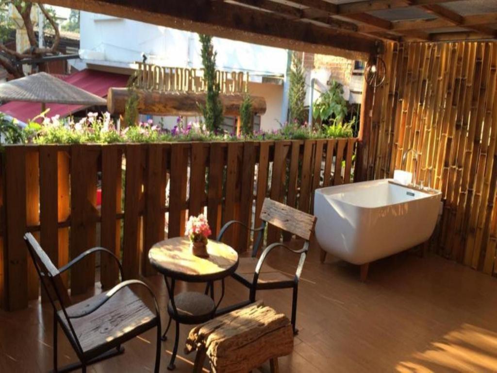 Loghome Boutique Chiang Mai Exterior photo
